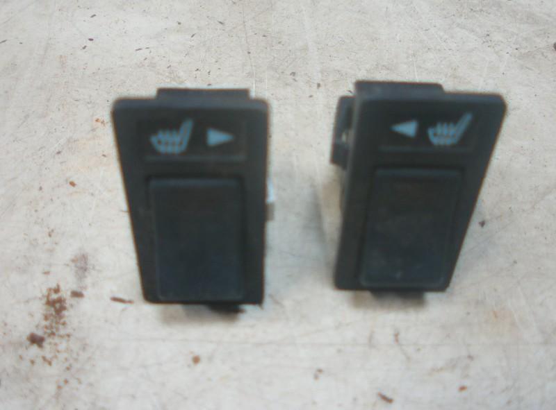 STOELVERWARMING SCHAKELAAR links en rechts 960 I Estate, Gebruikt, Info@VerberkAutodemontage.nl, Nijverheidstraat 1a 1a
5405 AJ  UDEN, NL