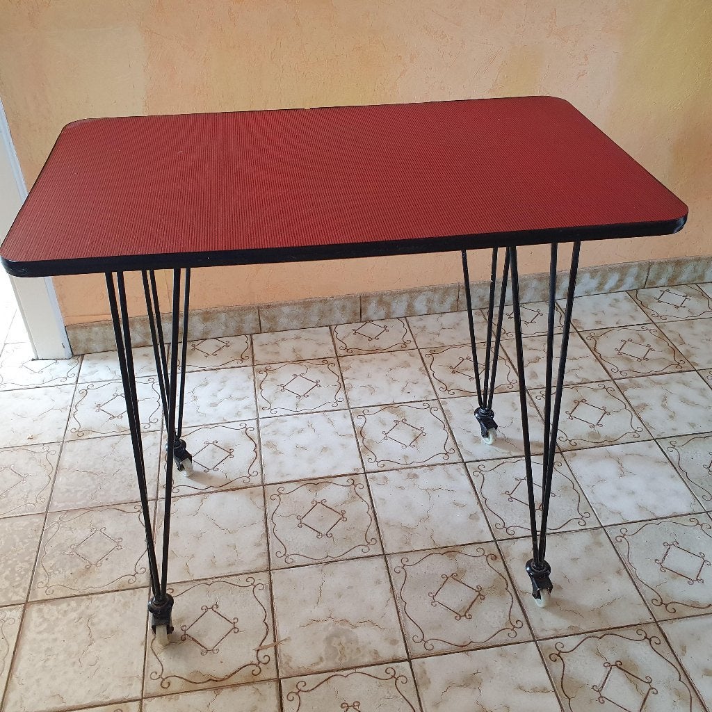 Desserte/table d'appoint vintage sur roulettes pieds en fer, Enlèvement