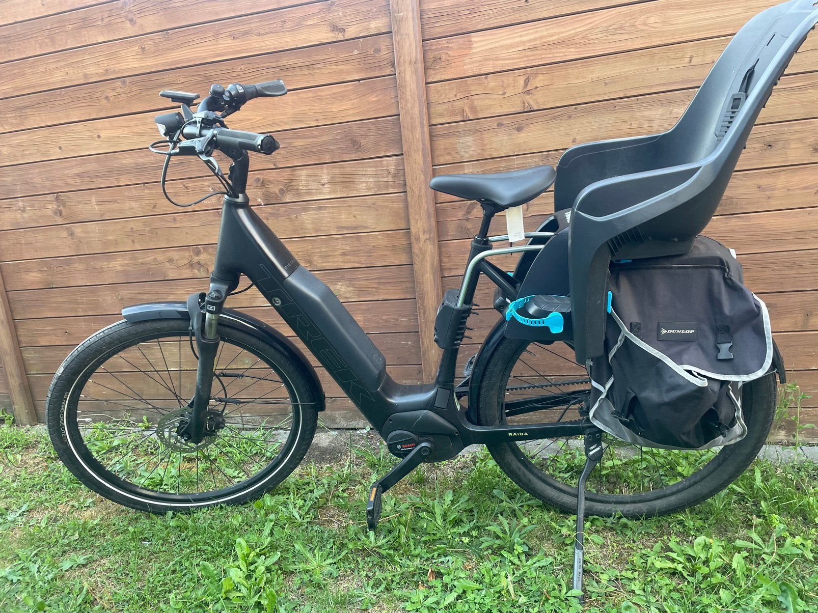 Trek District+ 4 Lowstep 2024 + gratis slot, Fietsen en Brommers, Ophalen, Zo goed als nieuw