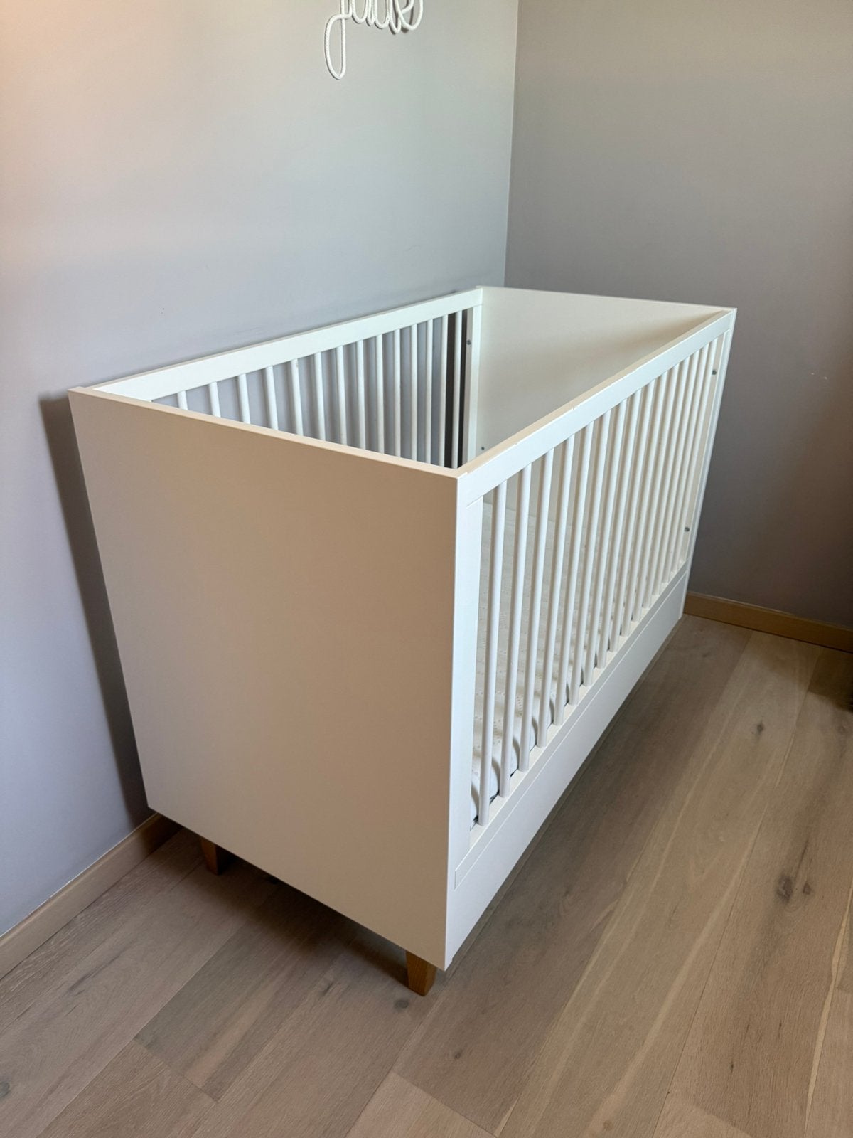 Lit bébé Childhome 60x120 + matelas AeroSafe Childhome, Enfants & Bébés, Chambre d'enfant | Chambres d'enfant complètes, Enlèvement