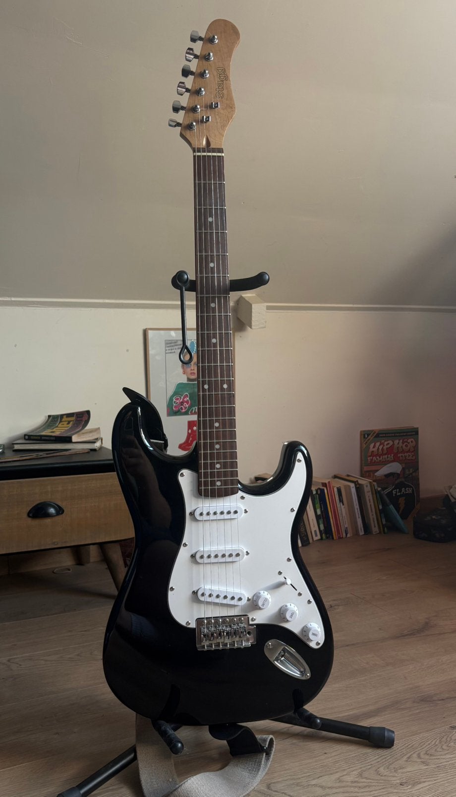 Lot Ampli Boss katana 50 MkII + guitare stagg électrique, Musique & Instruments, Instruments à corde | Guitares | Électriques