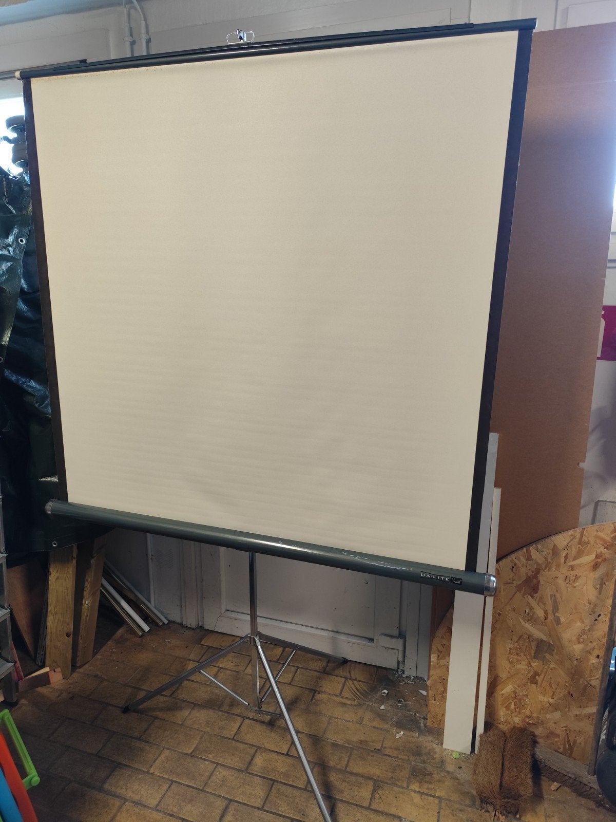 Scherm voor projector, Ophalen