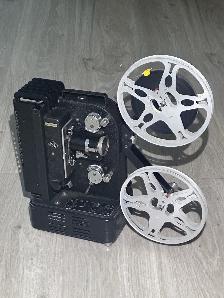 Différents projecteurs & cameras de cinema 1950- Sur demande, Enlèvement, 1940 à 1960, Caméra