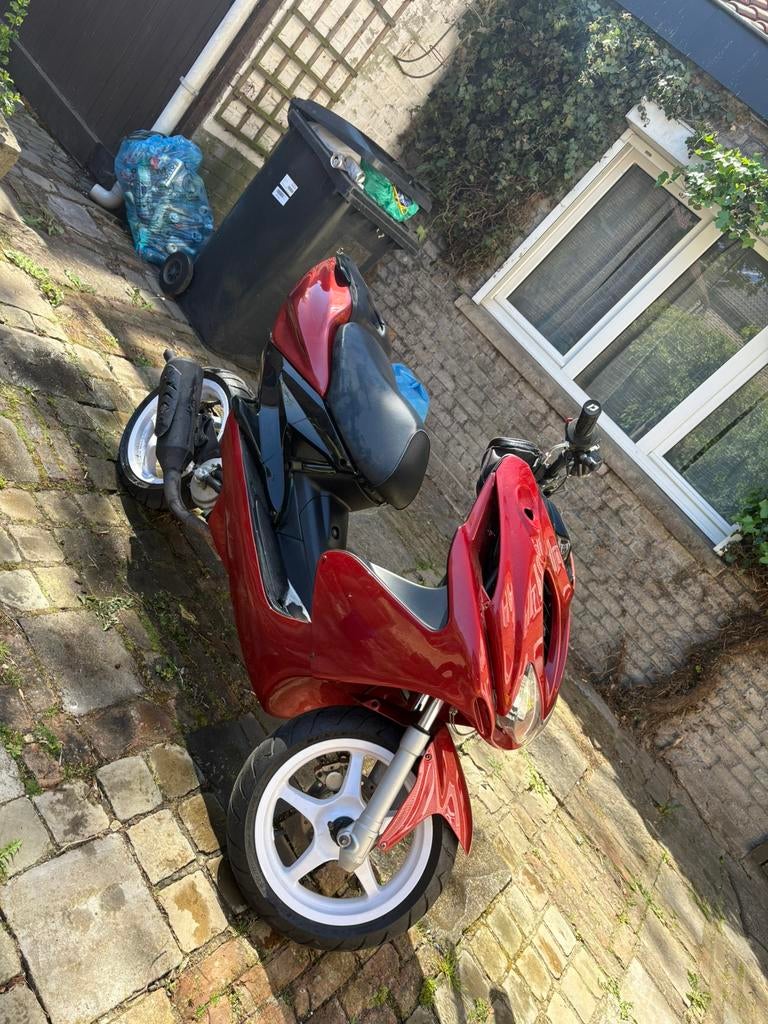 MBK Nitro 50cc, Fietsen en Brommers, Ophalen, Zo goed als nieuw, Aerox
