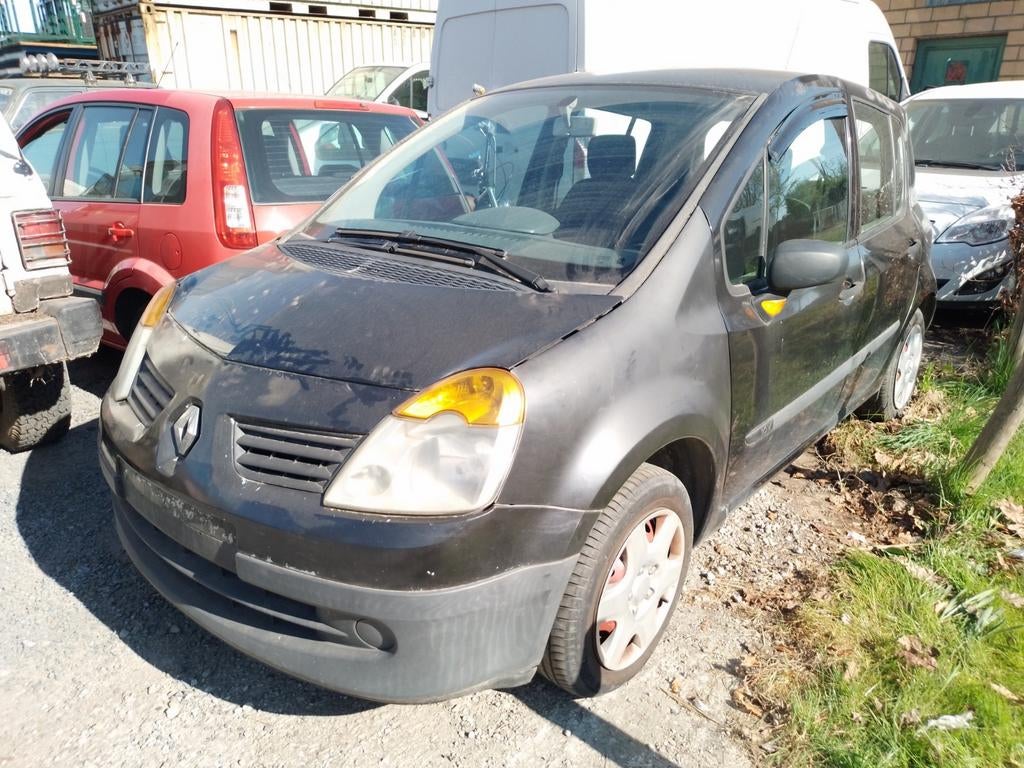 Renault Modus 1.2i te koop in onderdelen, Gebruikt, ., Ophalen of Verzenden, Bumper