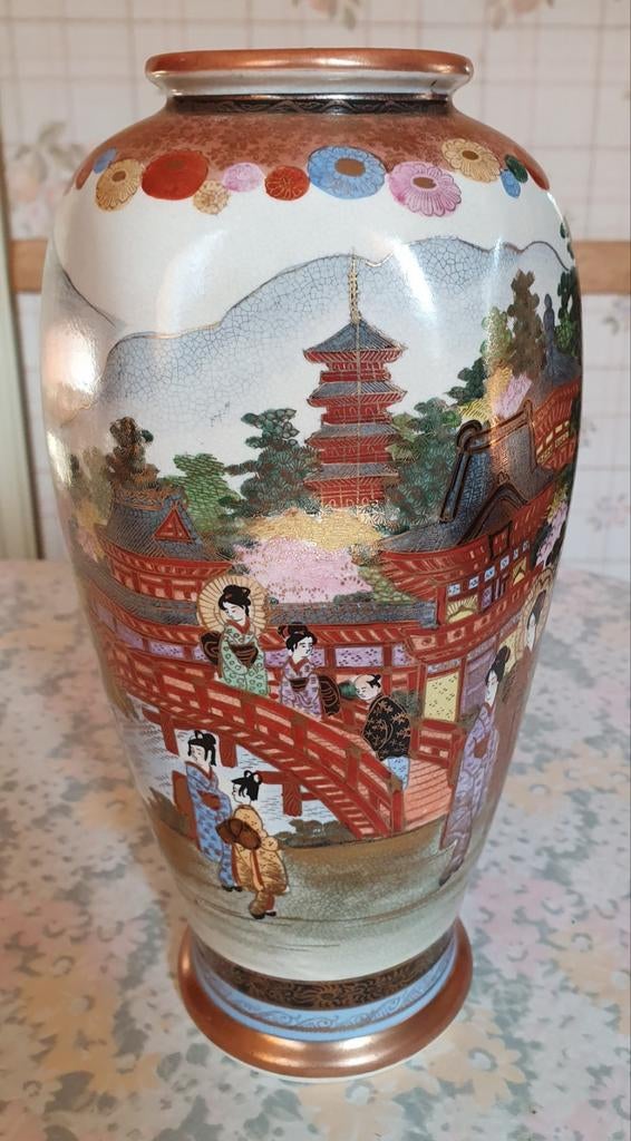 Vase asiatique en faïence 1930-1950, Enlèvement ou Envoi