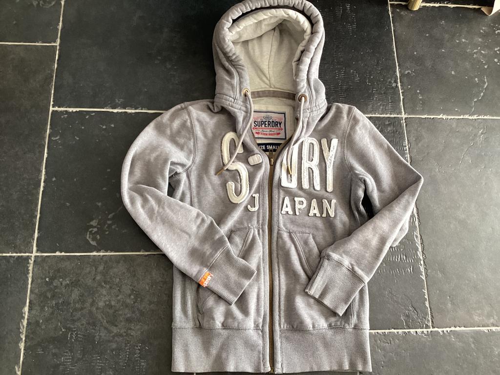 Hoodie van superdry maat small in nieuwstaat, Kleding | Dames, Verzenden