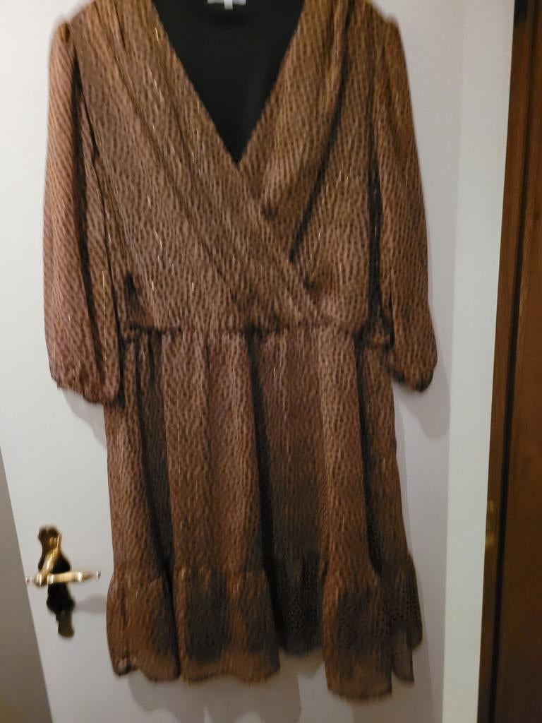 Robe pour femme taille 48, état neuf, Vêtements | Femmes, Enlèvement ou Envoi, Brun