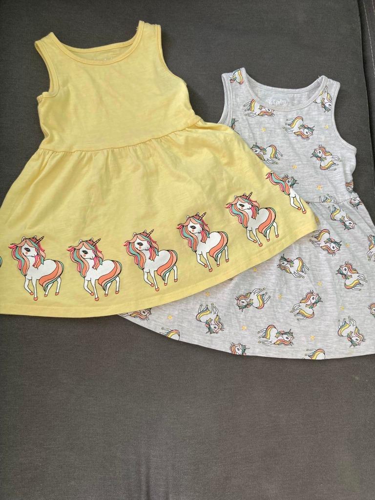 2 robes C&A taille 92 comme neuves, Enfants & Bébés, Vêtements enfant | Taille 92, Enlèvement ou Envoi, Comme neuf, Fille, C&A
