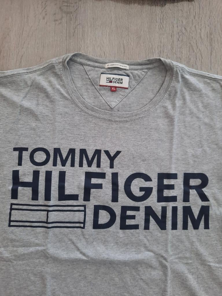T-shirt Tommy Hilfiger maat XL, Ophalen of Verzenden, Zo goed als nieuw, Maat 56/58 (XL)