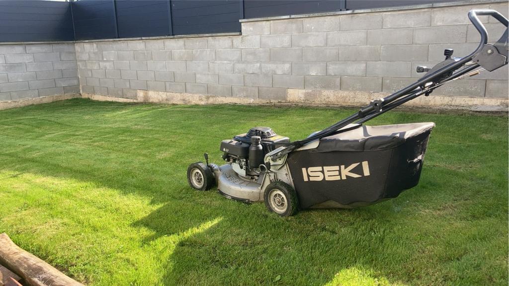 Iseki sw 8210, Jardin & Terrasse, Tondeuses à gazon, Enlèvement, Comme neuf