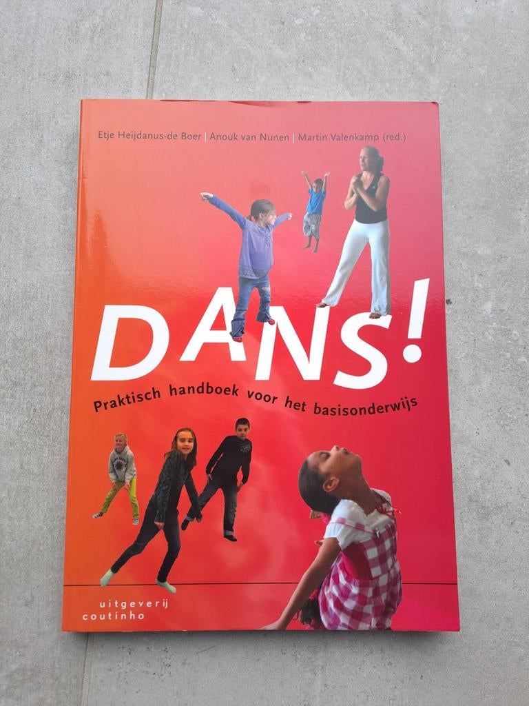 Dans!, Enlèvement