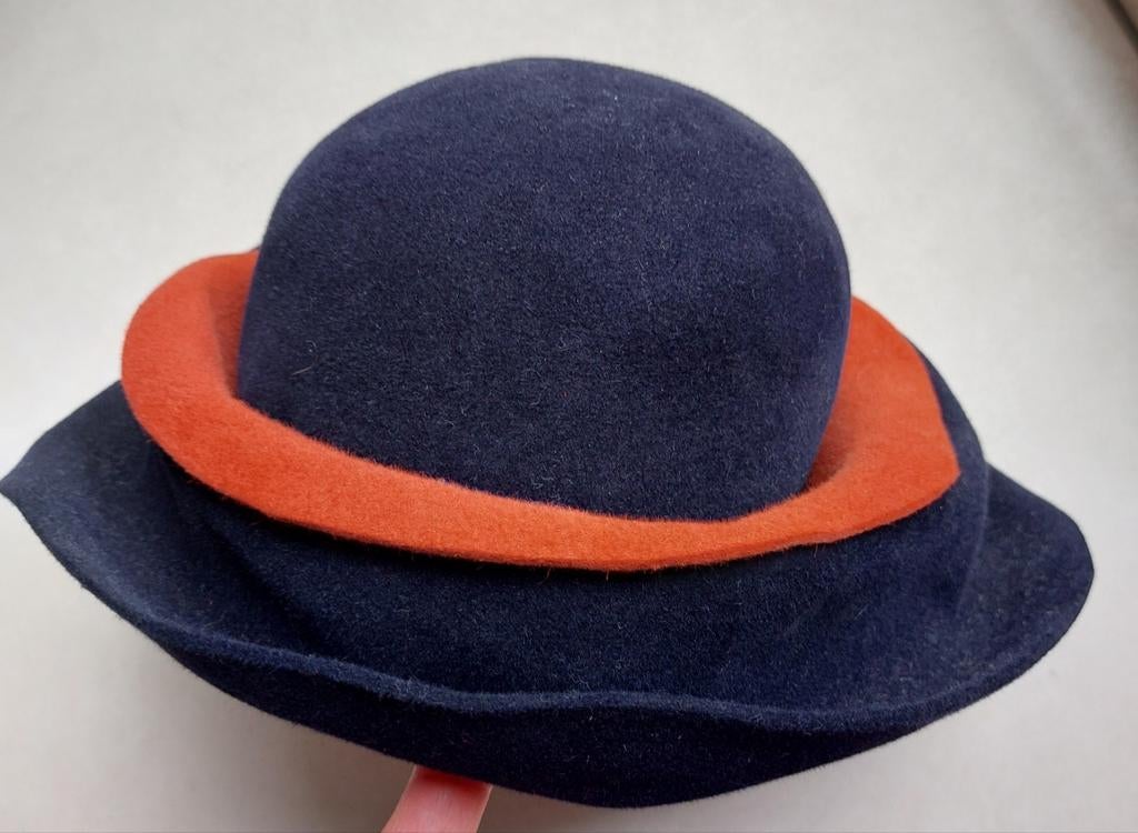 Hoed Ria De Wilde, Enlèvement ou Envoi, Comme neuf, Chapeau