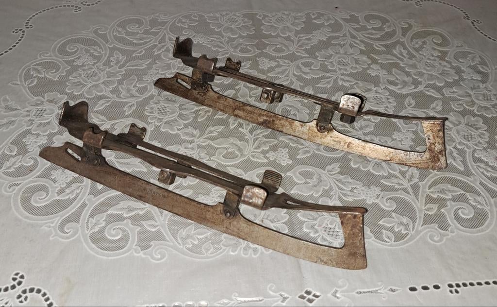 Schaatsen oude metalen Schaatsen decoratie, Antiek en Kunst, Verzenden