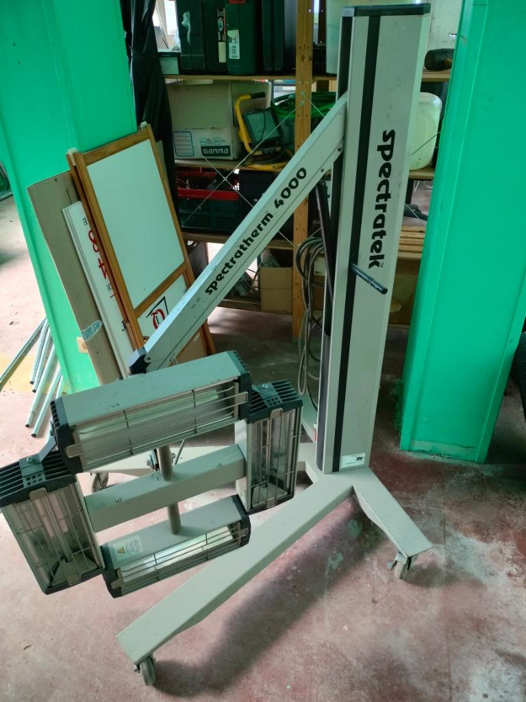 Mobiele infrarood lakdroger 4000w 4 stralers, Lakschade of Spuitwerk