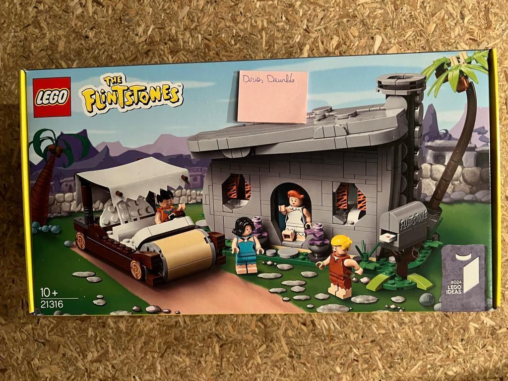 Lego 21316 The Flintstones, Ophalen of Verzenden, Nieuw, Complete set, Lego