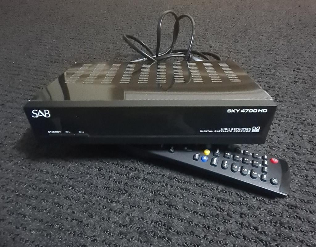 Récepteur satellite Sab Sky 4700 HD, Enlèvement ou Envoi, Comme neuf