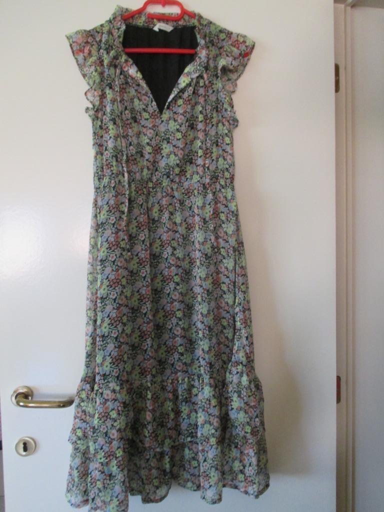 Robe fleurie Pigalle (S), Enlèvement ou Envoi, Comme neuf