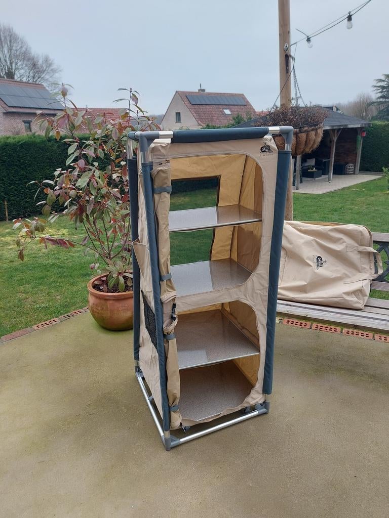 Kwaliteitsvolle kampeerkast, Caravans en Kamperen, Ophalen