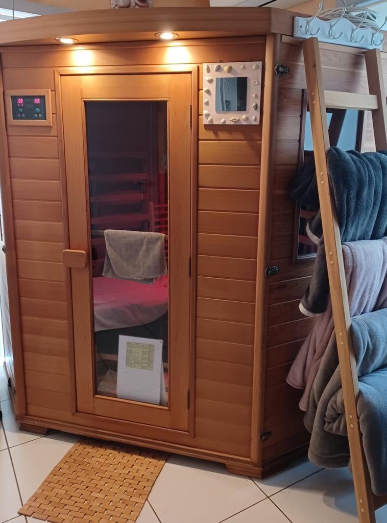 Infraroodcabine voor 4 pers, hoekmodel, extra stralers,, Sport en Fitness, Sauna, Zo goed als nieuw, Infrarood, Ophalen