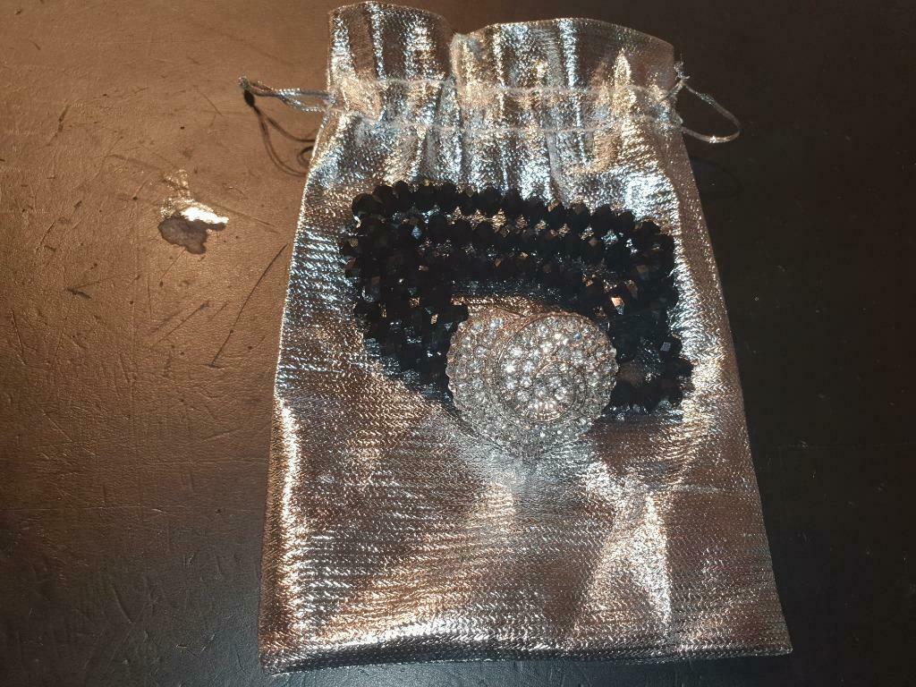 Armband met hartje, Ophalen of Verzenden, Nieuw, Zwart, Overige materialen