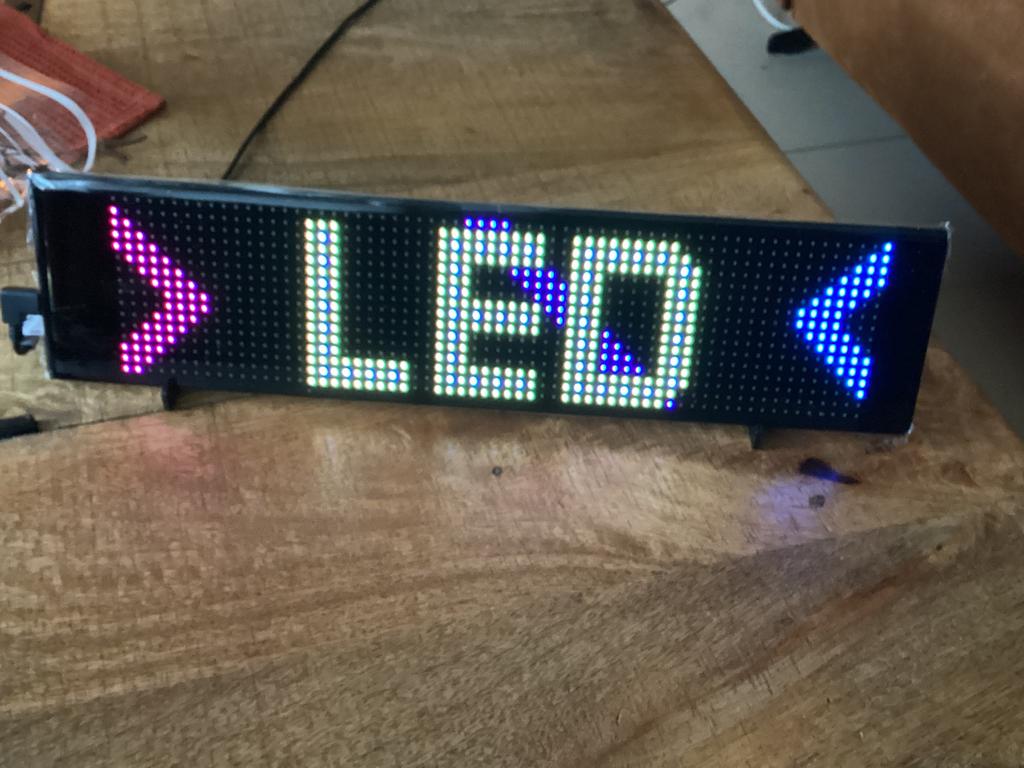 LED scherm - Aanpasbaar met App 📲, Muziek en Instrumenten, Ophalen of Verzenden, Zo goed als nieuw