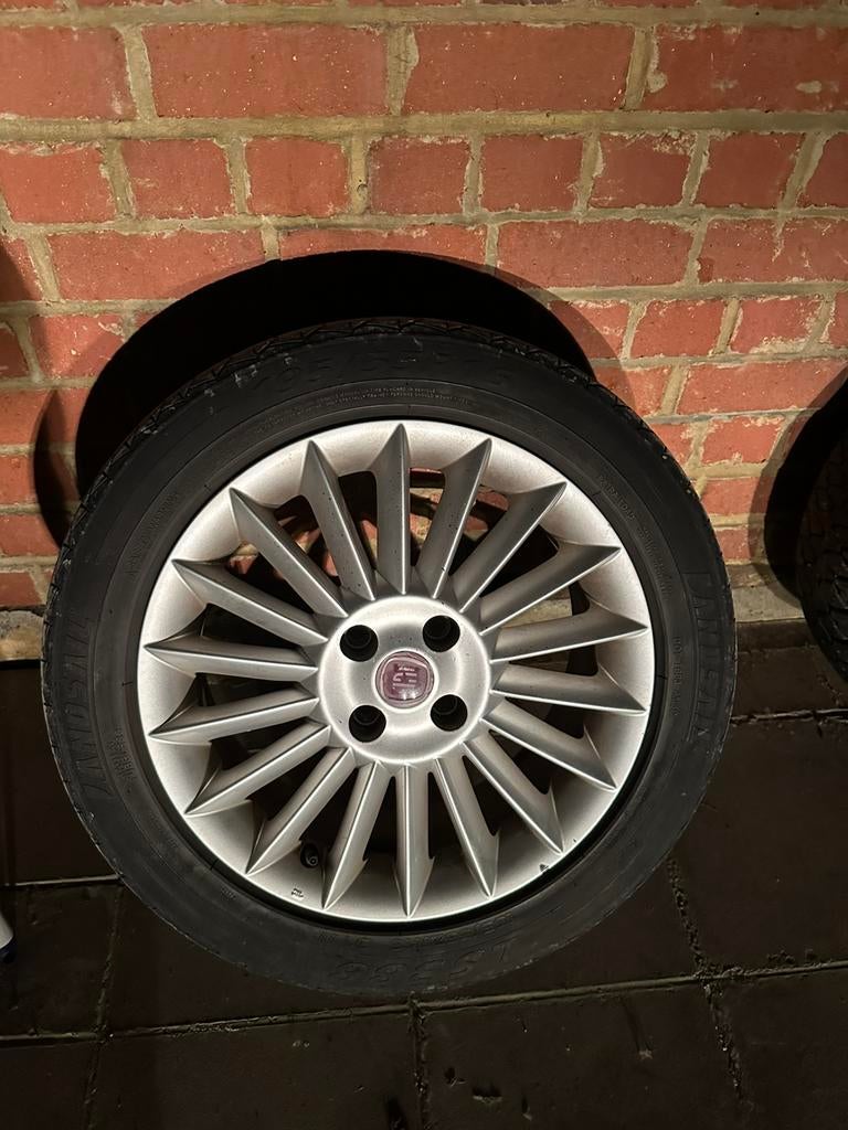 1 jantes fiat punto bonne état, Pneus et Jantes, 16 pouces, Pneus été, Enlèvement