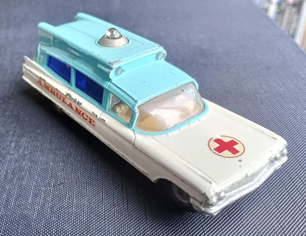 Cadillac Superior ambulance 1/43, Corgi Toys, Ophalen of Verzenden, Gebruikt, Auto, Corgi