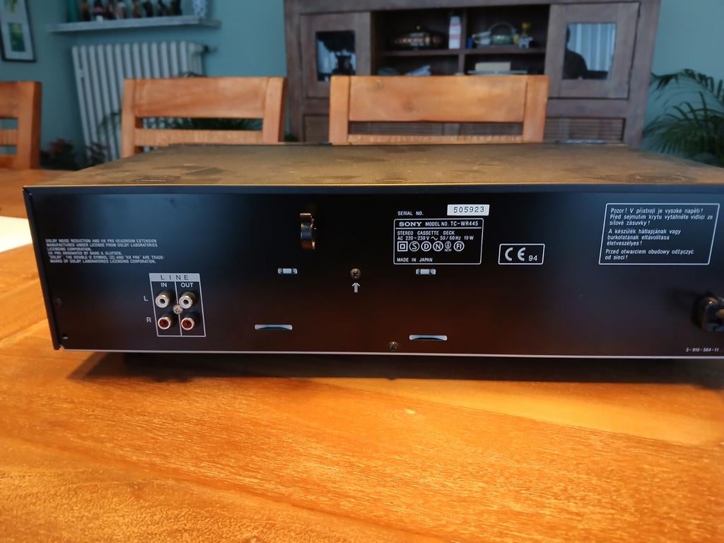 Sony casette deck, Enlèvement
