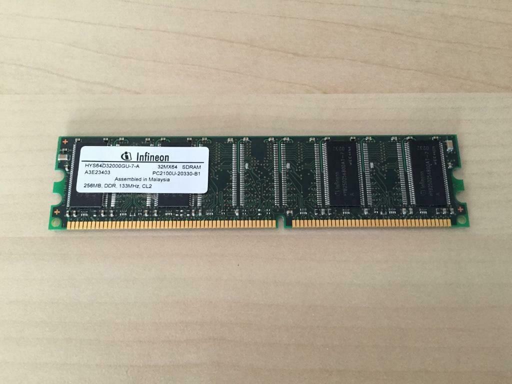 256mb ddr 133mhz pc2100u-20330-b1 sdram memory, Computers en Software, RAM geheugen, Ophalen of Verzenden, DDR, Desktop, Gebruikt