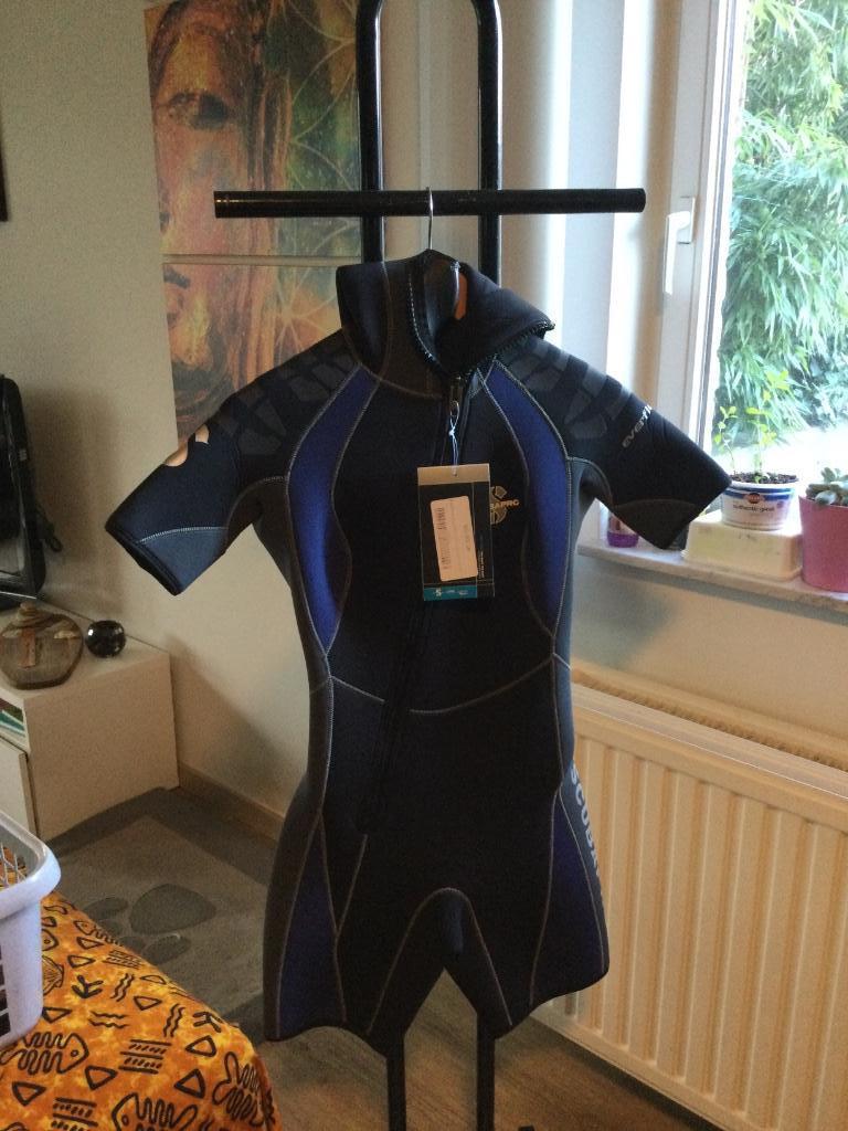Scubapro Everflex Lady 5mm Overvest size S nieuw aan 100€, Ophalen of Verzenden, Nieuw, Duikpak