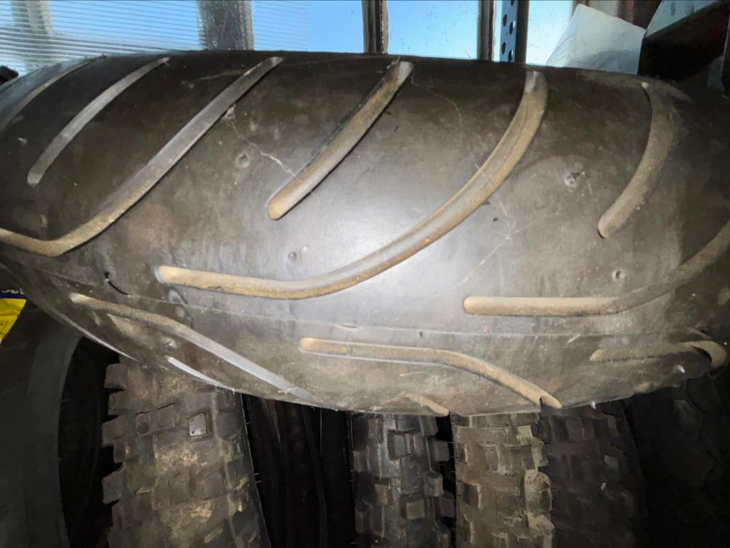 Taille des pneus de moto AVON Track Formula, Motos, Enlèvement ou Envoi, Neuf