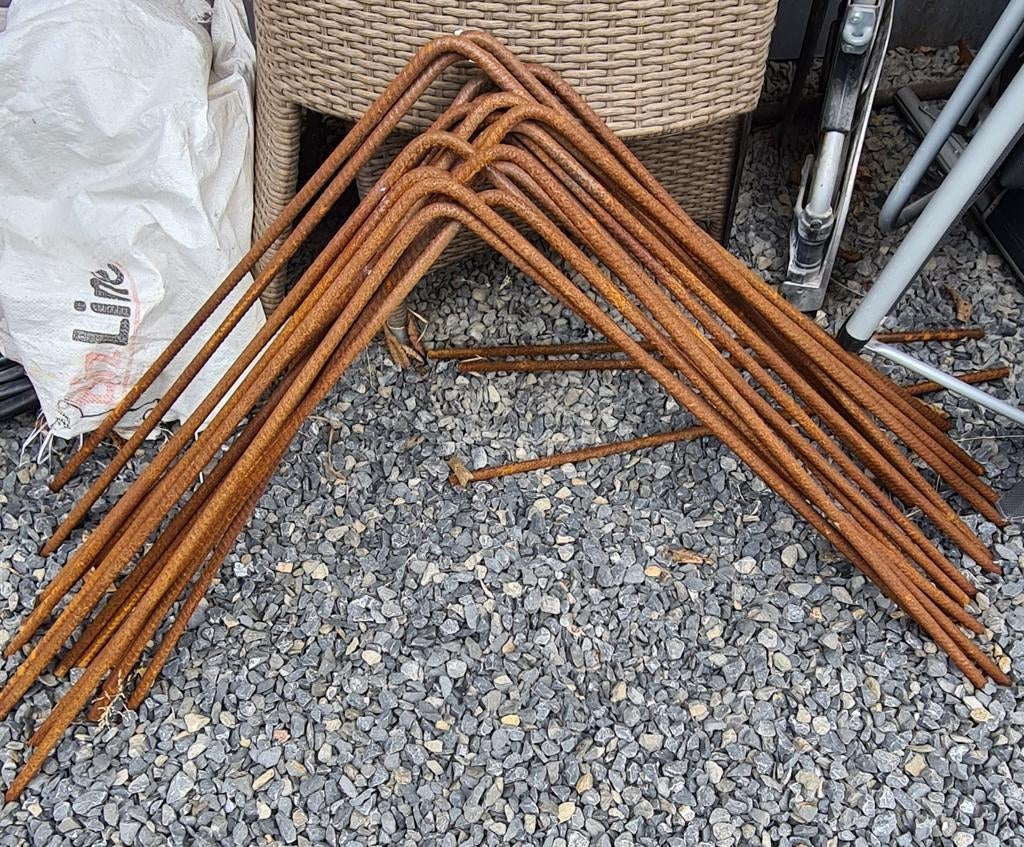 18 fers à béton 12mm, Enlèvement, Comme neuf, Autres métaux