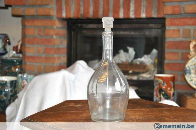carafe à liqueur bouchon opaque