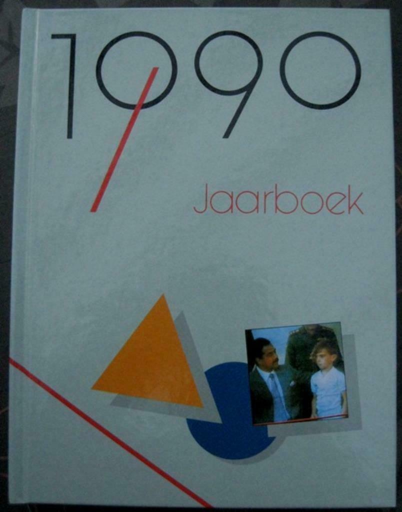 Artis Historia Jaarboek 1990, Ophalen of Verzenden, Zo goed als nieuw
