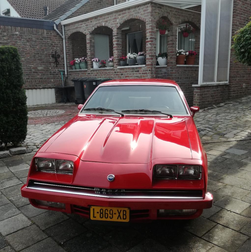Chevrolet Monza., Auto's, 4 zetels, Achterwielaandrijving, Chevrolet, Leder en Stof