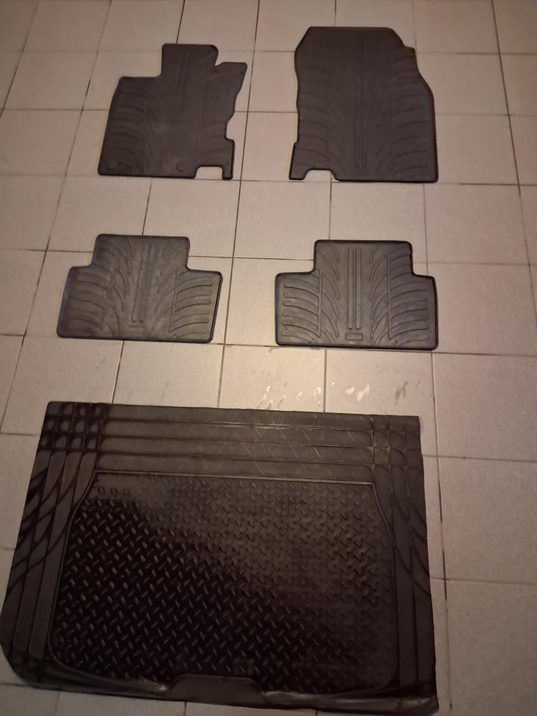 Automatten Renault kadjar rubber voor en achter nieuw, Ophalen, Nieuw
