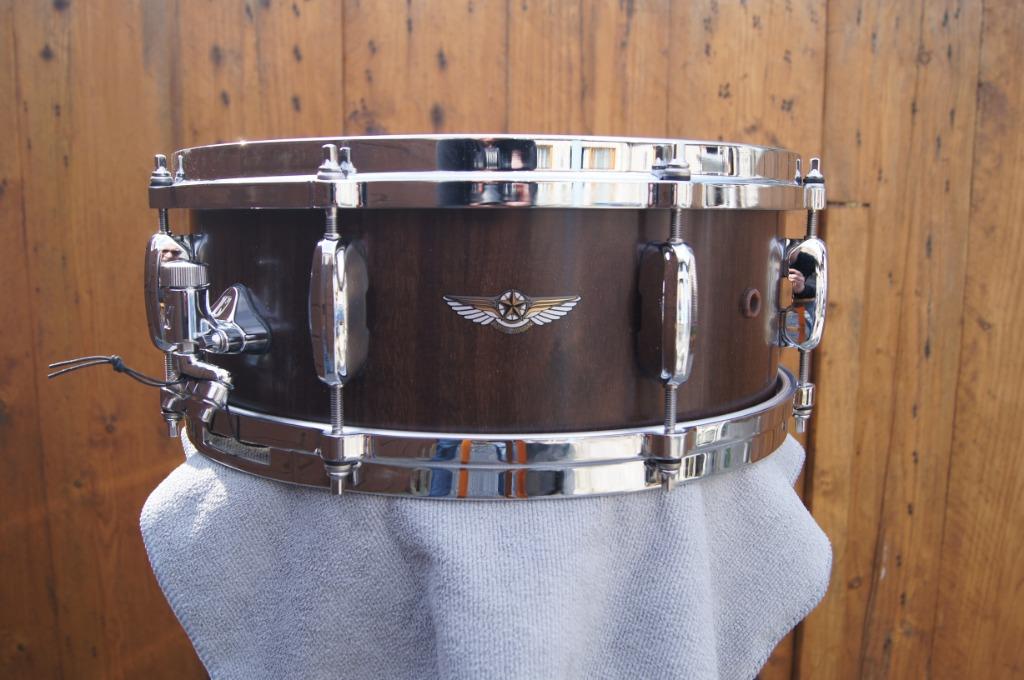 Tama Star Walnut Snare TWS1455, Dark Mocha Walnut, 14"x5.5", Musique & Instruments, Batteries & Percussions, Comme neuf, Tama