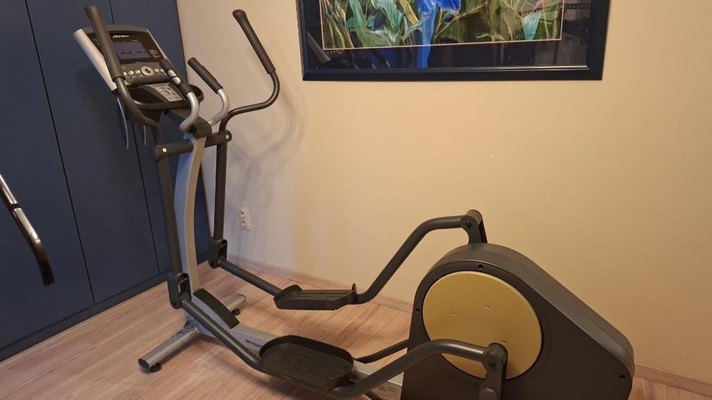 Life Fitness X1 Crosstrainer - Pro kwaliteit voor thuis, Ophalen, Zo goed als nieuw, Benen, Crosstrainer