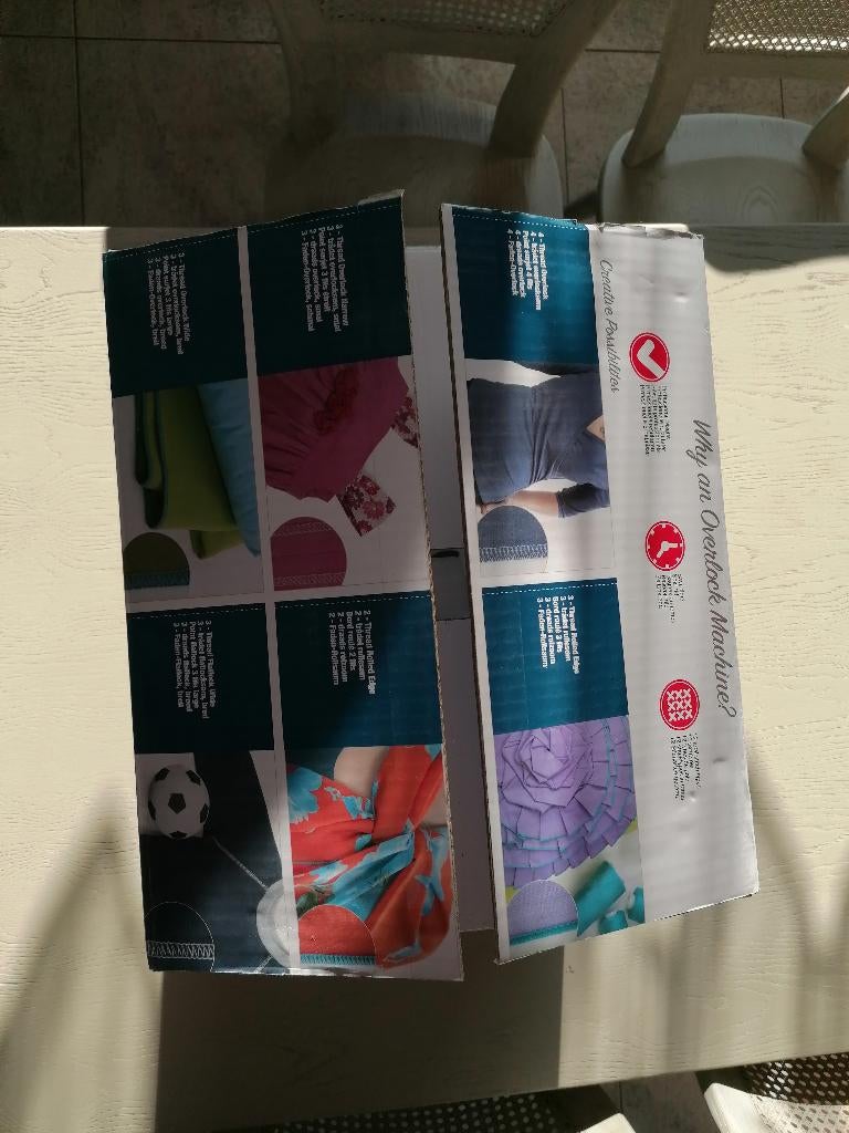 Nog volledig nieuwe overtlock naaimachine, Ophalen