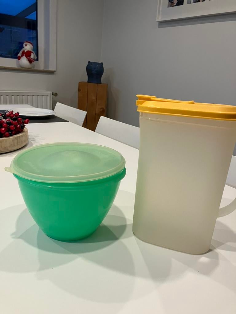 Saladier et carafe Tupperware, Enlèvement, Comme neuf, Jaune, Bol ou Canette