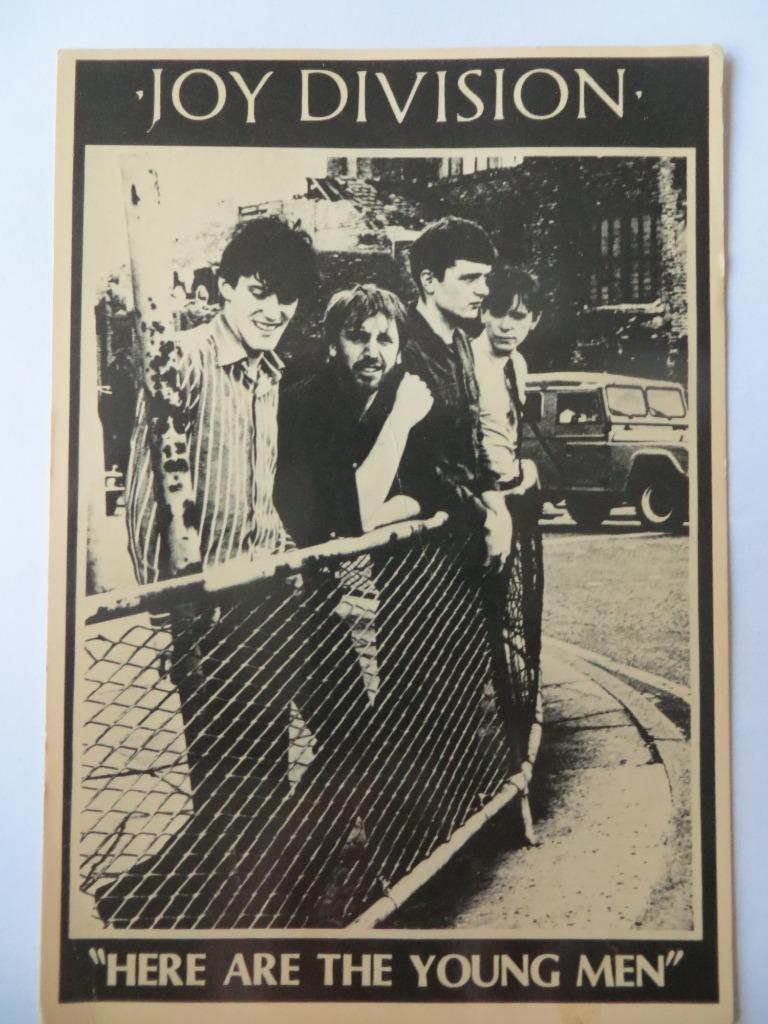 JOY DIVISION VINTAGE PROMO POSTCARD HERE ARE THE YOUNG MEN, Verzenden, Gebruikt, Foto of Kaart