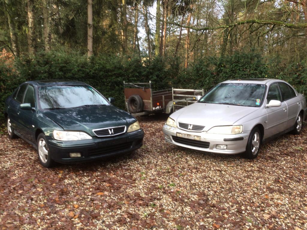 2 x Honda Accord voor opmaak of afbraak., Autos, Honda, Cuir, Cruise Control, Automatique, Particulier