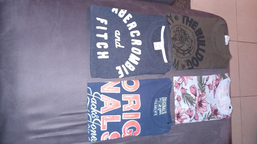 Lot de 4 T-Shirts, Vêtements | Hommes, Vêtements Homme Autre, Enlèvement, Porté, Autre