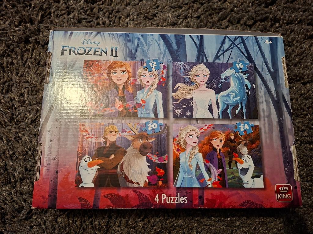 4 puzzels Frozen, Enlèvement, 10 à 50 pièces, Comme neuf, 2 à 4 ans