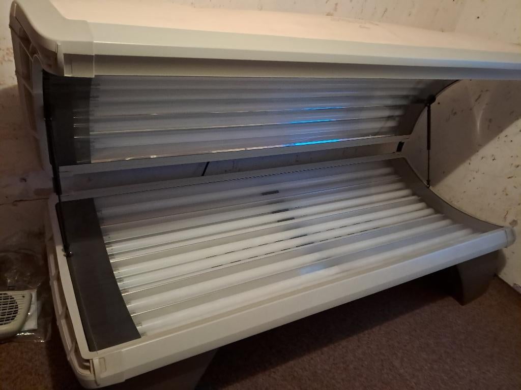 Zonnebank jade hapro, Ophalen, Gebruikt, Zonnebank dubbelzijdig, 15 lampen of meer