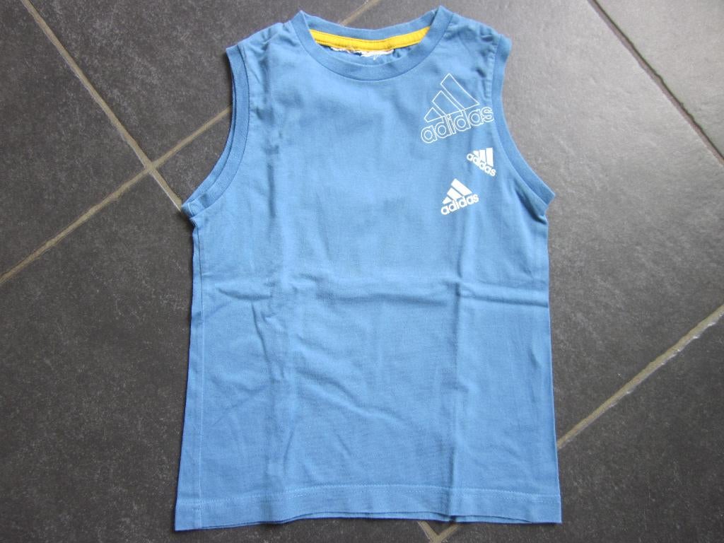 blauw T-shirt zonder mouwen van het merk Adidas, Kinderen en Baby's, Kinderkleding | Maat 122, Adidas, Gebruikt, Ophalen of Verzenden