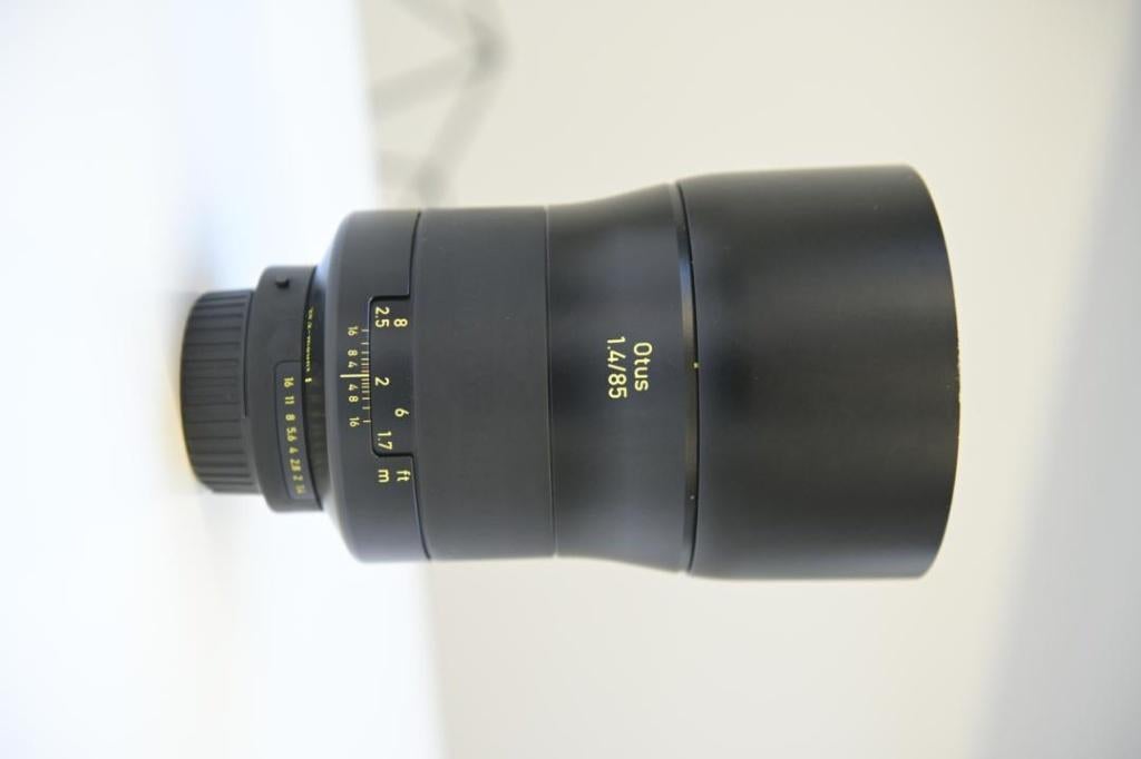 Zeiss Otus 85mm f/1.4 APO Planar – Nikon F – Mint – Filtered, Ophalen, Gebruikt, Telelens