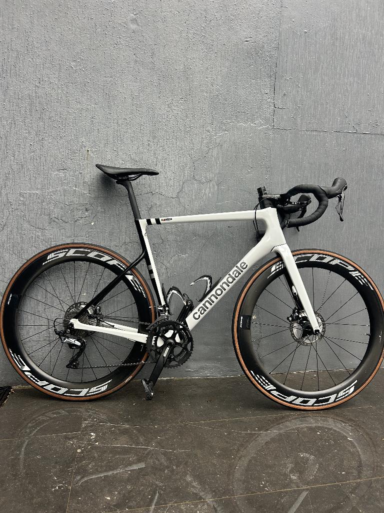 Cannondale supersix evo, Vélos & Vélomoteurs, Vélos | Vélos de course, Utilisé, Hommes, Autres marques, 10 à 15 vitesses, 28 pouces