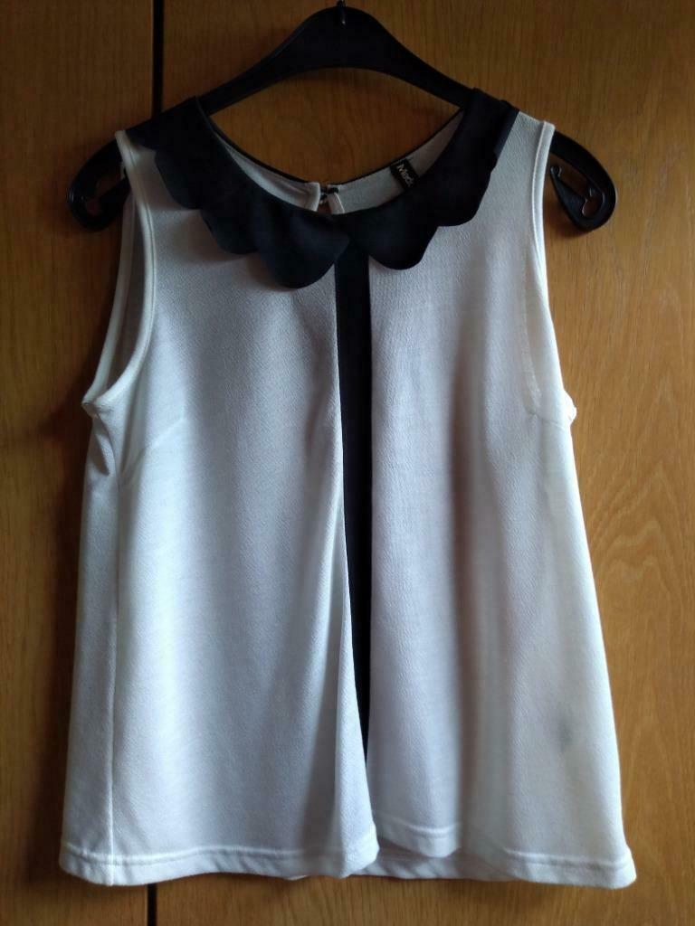 Leuk mouwloos bloesje van het merk Madonna, Kleding | Dames, Maat 38/40 (M), Wit, Nieuw, Ophalen of Verzenden